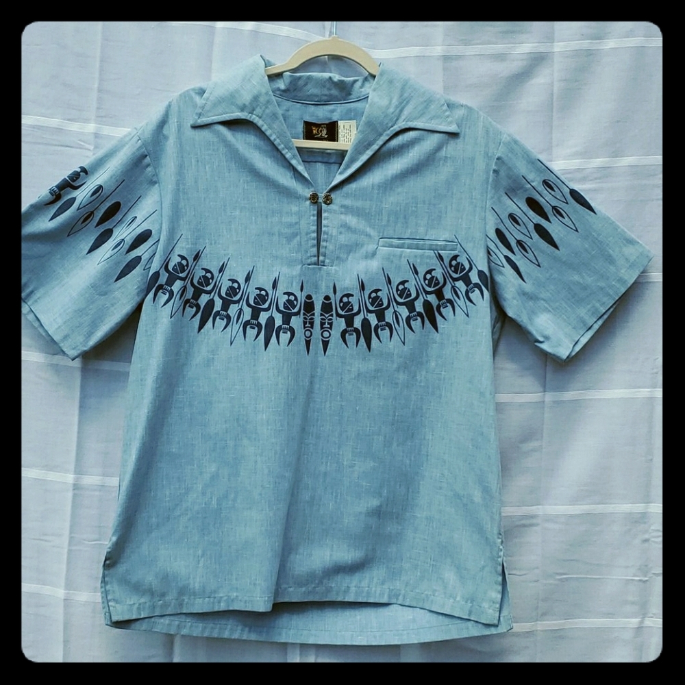 Vintage Hawaiian collared shirt